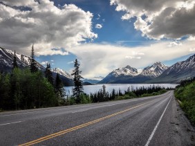 View along South Klondike Highway